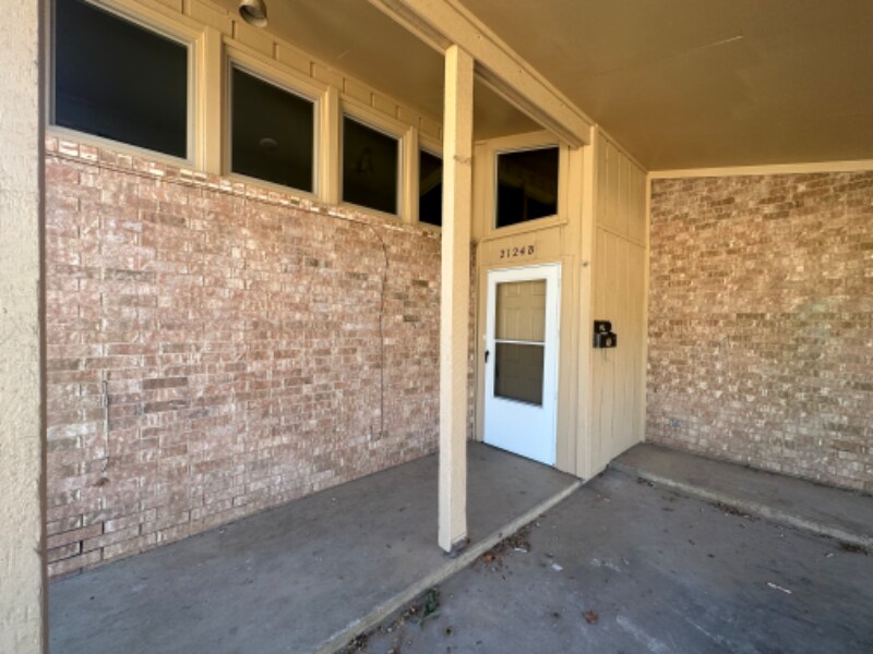 2124 32nd St-Unit -B in Lubbock, TX - Building Photo