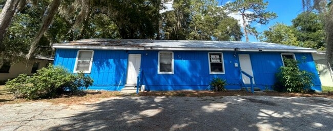 property at 3514 SE 22nd Ln