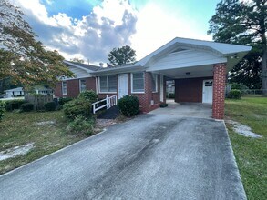 5057 Wrightsville Ave in Wilmington, NC - Building Photo - Building Photo