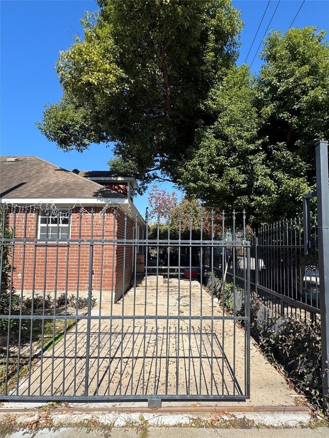 2101 Maury St in Houston, TX - Building Photo - Building Photo