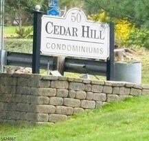 50 Lindsley Rd in Cedar Grove, NJ - Building Photo