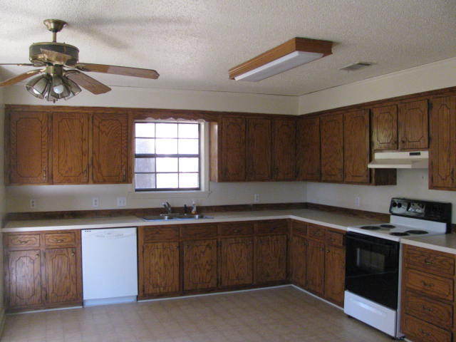 813 Royal Oak Ln in Deridder, LA - Building Photo - Building Photo