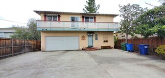 1116 Peach St in San Luis Obispo, CA - Building Photo