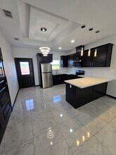 1024 N Blair Ave in Edinburg, TX - Building Photo - Building Photo
