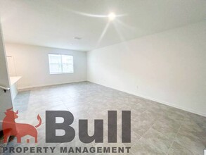 6033 Blissful St in Clermont, FL - Building Photo - Building Photo