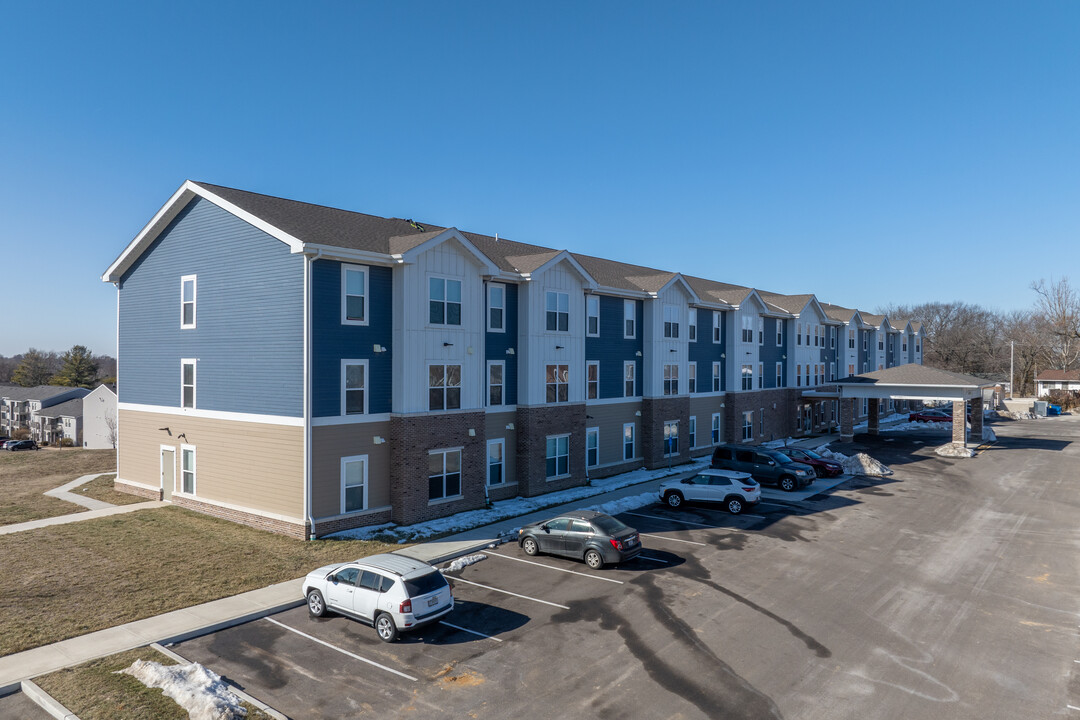 Elm Ridge Apartments in Hazelwood, MO - Building Photo