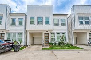 property at 9015 Lonestar Creekbend Ln