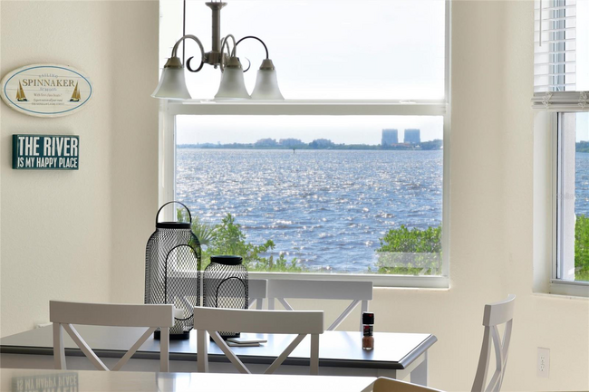 910 Tidewater Shores Loop-Unit -107 in Bradenton, FL - Foto de edificio - Building Photo