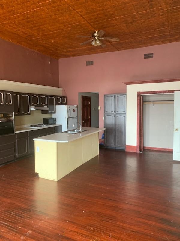 7 S Market St Rentals in Vermillion, SD