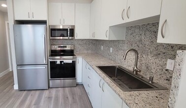 14835 SW 111th Ter, Unit 14835 in Miami, FL - Foto de edificio - Building Photo