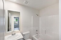 9907 Lanewell St photo'