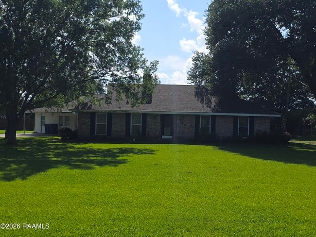 property at 728 Westgate Rd