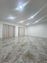 19162 Bob-O-Link Dr in Hialeah, FL - Building Photo - Building Photo