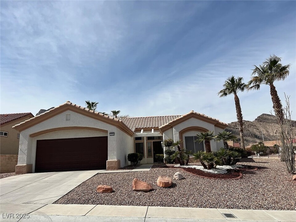 2775 Darby Falls Dr in Las Vegas, NV - Building Photo