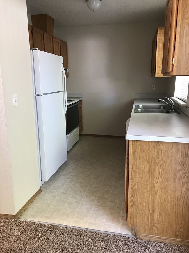 508 E Broadway Ave-Unit -3 * in Meridian, ID - Building Photo - Building Photo