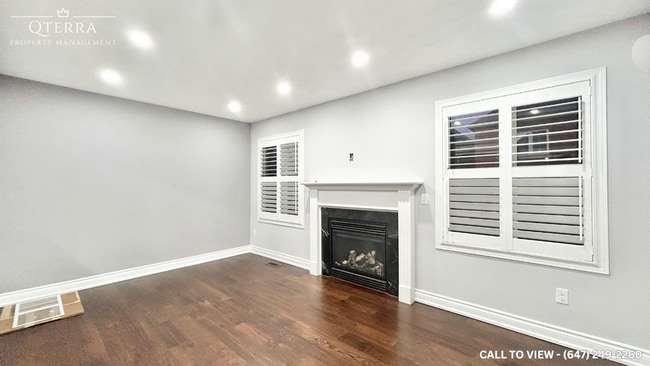 property at 527 Nairn Cir