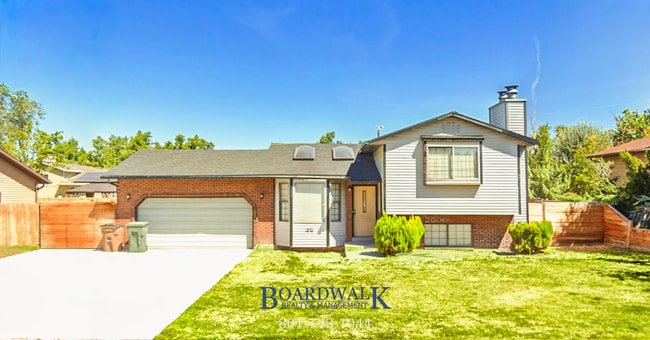 property at 1876 W Morton Dr