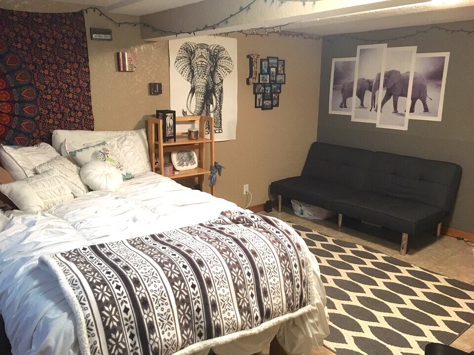 1154 Marshall Ave in St. Paul, MN - Foto de edificio