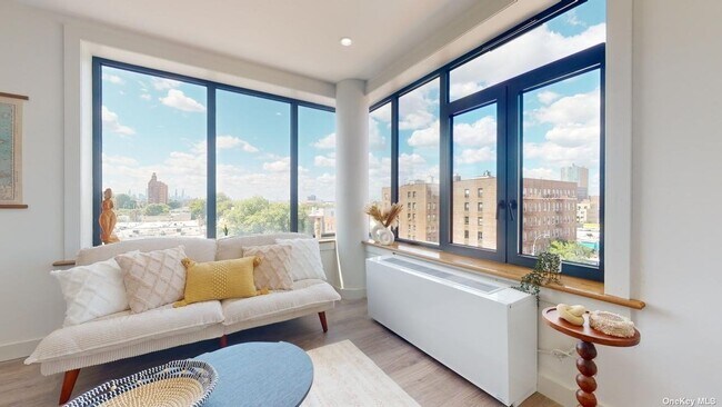 63-68 Austin St-Unit -5D in Queens, NY - Building Photo - Building Photo
