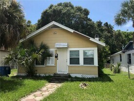 1933 47th St S in St. Petersburg, FL - Building Photo