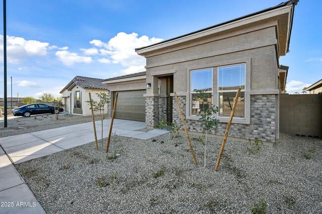 2090 S 242nd Ln in Buckeye, AZ - Building Photo - Building Photo