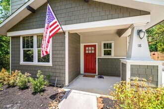 18 Cloud Bank Pl in The Woodlands, TX - Building Photo - Building Photo