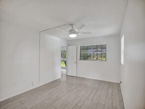 10193 N Military Trl in West Palm Beach, FL - Building Photo - Building Photo