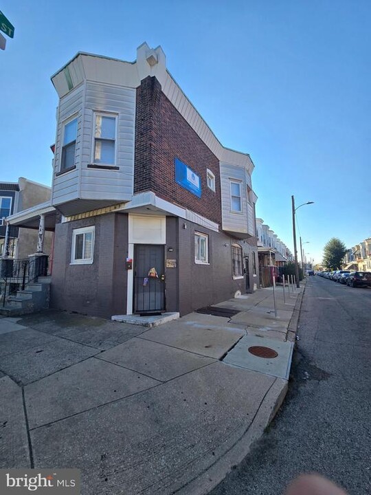 5942 Callowhill St in Philadelphia, PA - Building Photo