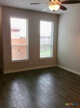 562 Creekside Frst in New Braunfels, TX - Building Photo - Building Photo