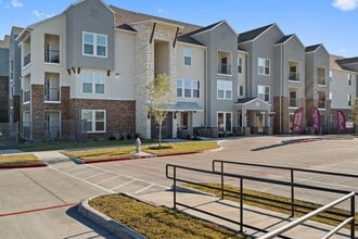 Gala at Waxahachie in Waxahachie, TX - Foto de edificio - Building Photo