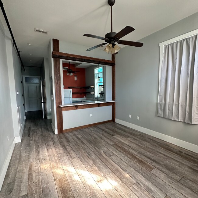 1387 St Anthony St in New Orleans, LA - Building Photo - Building Photo