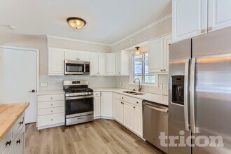 7755 Eastwood Rd in Mounds View, MN - Building Photo - Building Photo