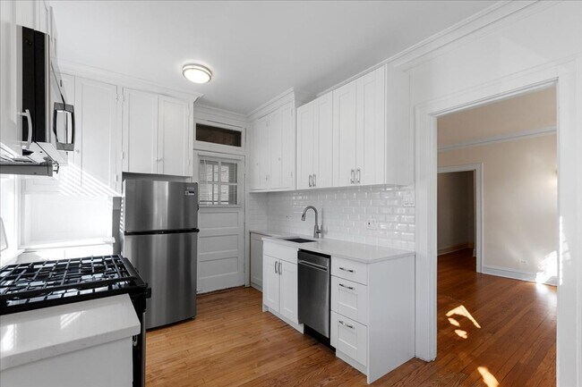 1731 W Thorndale Ave in Chicago, IL - Building Photo - Building Photo