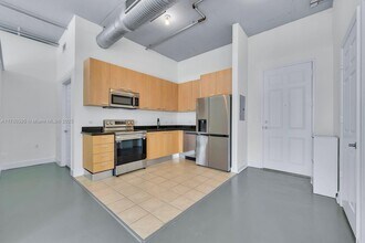 2100 Van Buren St in Hollywood, FL - Building Photo - Building Photo