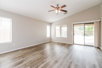 42671 W Oakland Dr in Maricopa, AZ - Building Photo - Building Photo