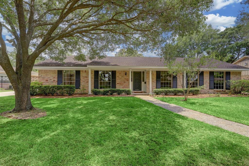 4723 Omeara Dr in Houston, TX - Building Photo
