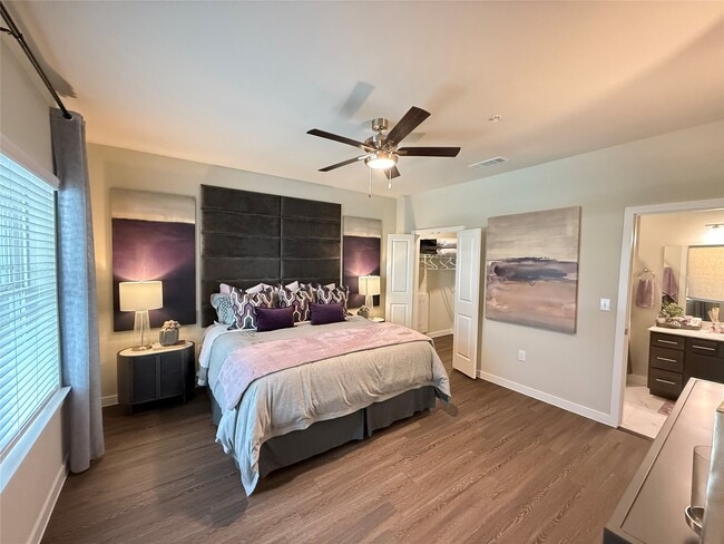 property at 2102 Antoine Dr