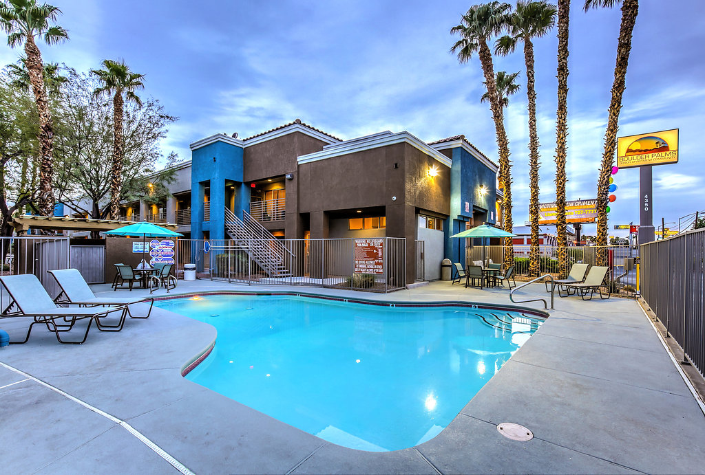 Boulder Palms in Las Vegas, NV - Building Photo