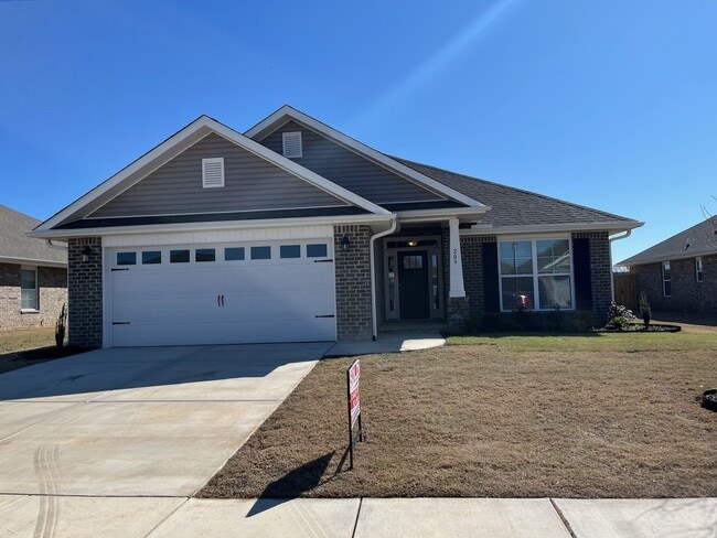 209 Gwinnett Dr in Madison, AL - Foto de edificio - Building Photo