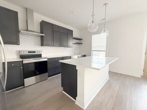 1321 Meridian St in Cookeville, TN - Building Photo - Building Photo