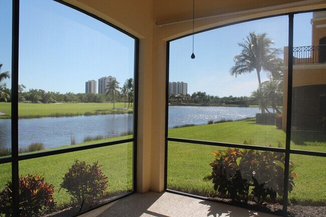 1446 Borghese Ln in Naples, FL - Building Photo - Building Photo