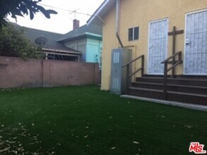 1361 E 23rd St in Los Angeles, CA - Building Photo - Building Photo