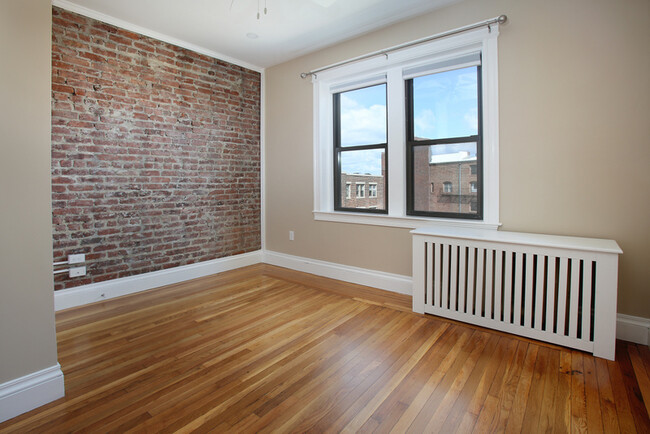 50 Charlesgate E, Unit 52 in Boston, MA - Foto de edificio - Building Photo