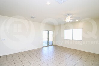 744 E Diamond Dr in Casa Grande, AZ - Building Photo - Building Photo