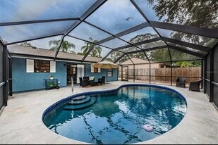 9383 86th Ave in Seminole, FL - Building Photo