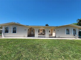 120 SW 80th Ave in Miami, FL - Building Photo