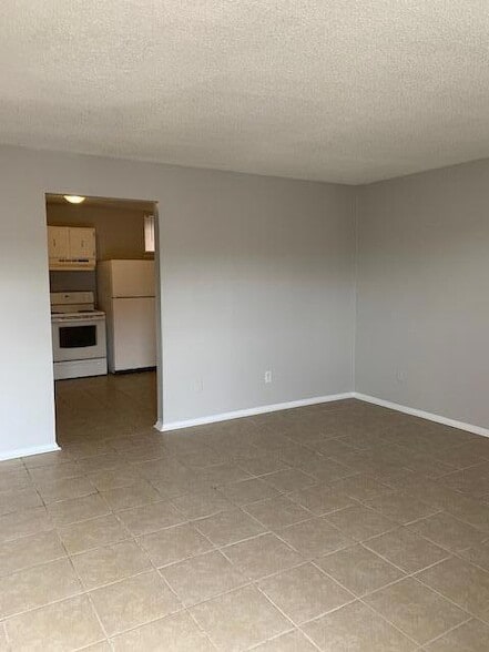 210 Hendricks Blvd in Chattanooga, TN - Building Photo - Building Photo