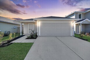 14315 Leafy Willow Dr in Splendora, TX - Building Photo