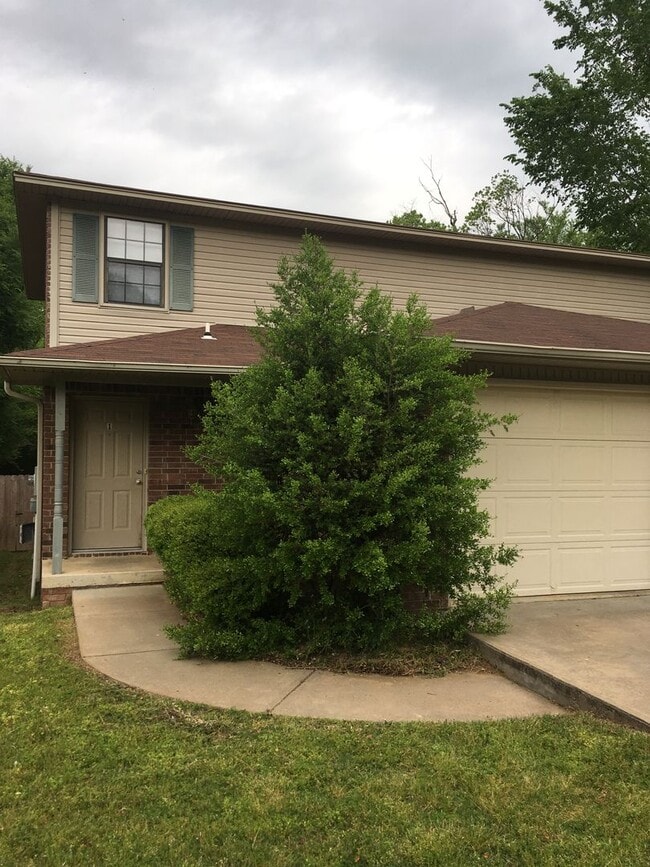 property at 507 Valley Dr