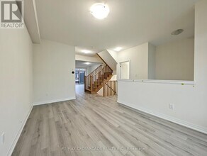 2731 Peter Matthews Dr in Pickering, ON - Building Photo - Building Photo